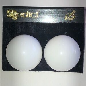 Medici Vintage White Chunky Retro Boho Button Earrings